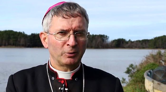 El obispo católico de Villarrica incitó a votar «rechazo» en el Plebiscito Nacional de mañana domingo