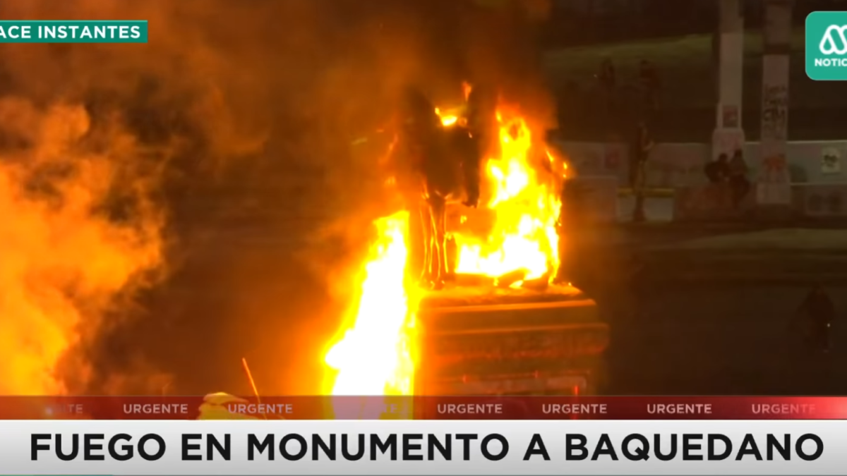 Sergio Grez y fuego a monumento a Baquedano: “Hay un cuestionamiento de las historias oficiales hegemónicas”