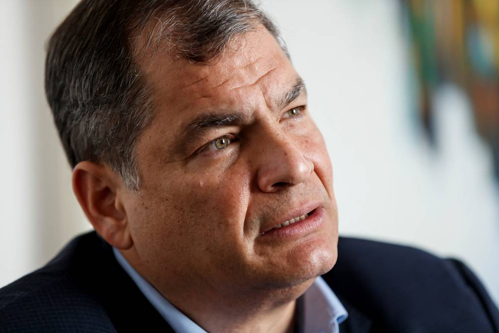 Rafael Correa hunde a Luis Almagro y la OEA
