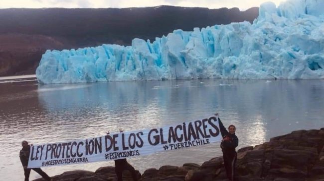 Por la desprivatización del agua, los derechos de la naturaleza y protección de glaciares