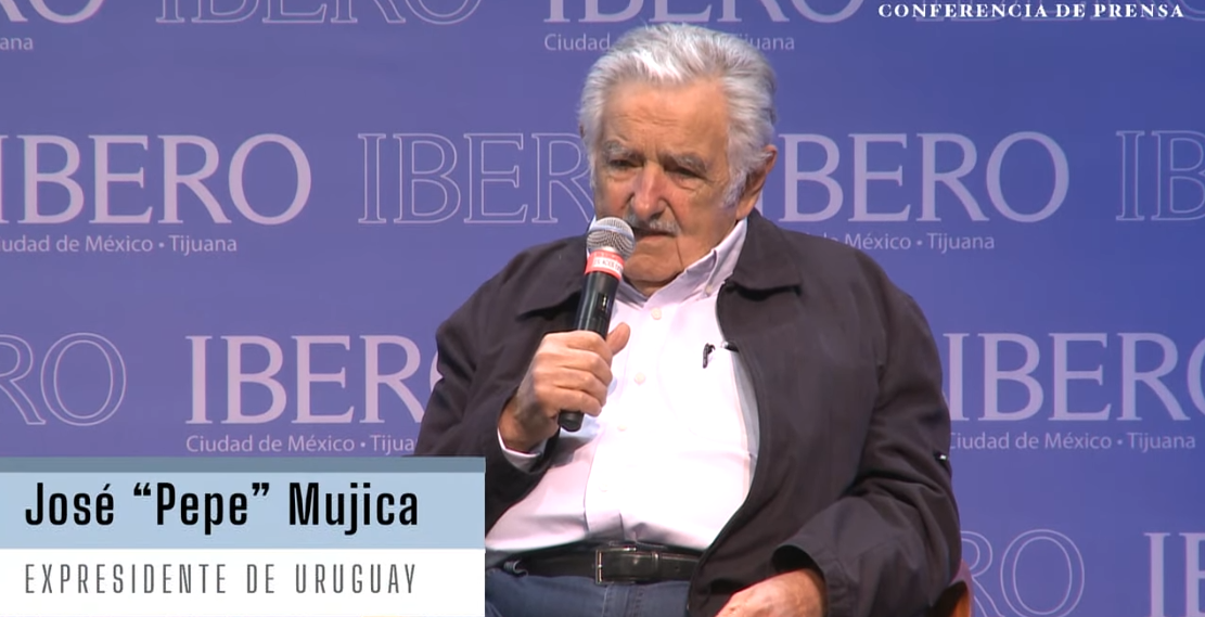 Pepe Mujica da una lección política de humildad a una joven periodista