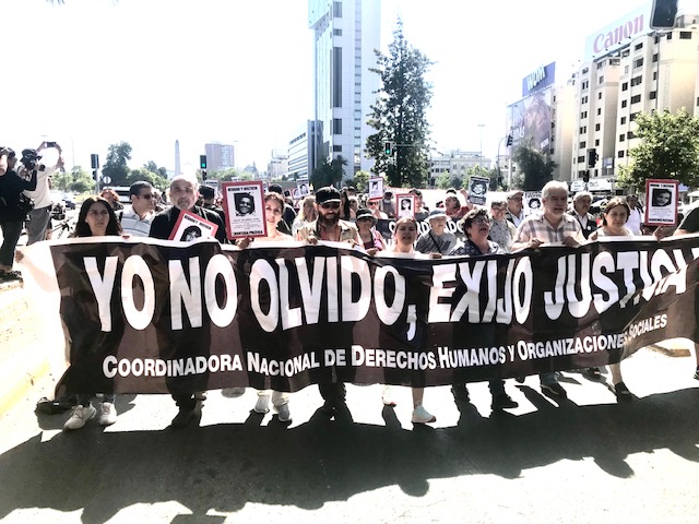 Chile. Marcha DDHH: Todas las voces claman por la libertad de los presos políticos de la revuelta y los mapuche