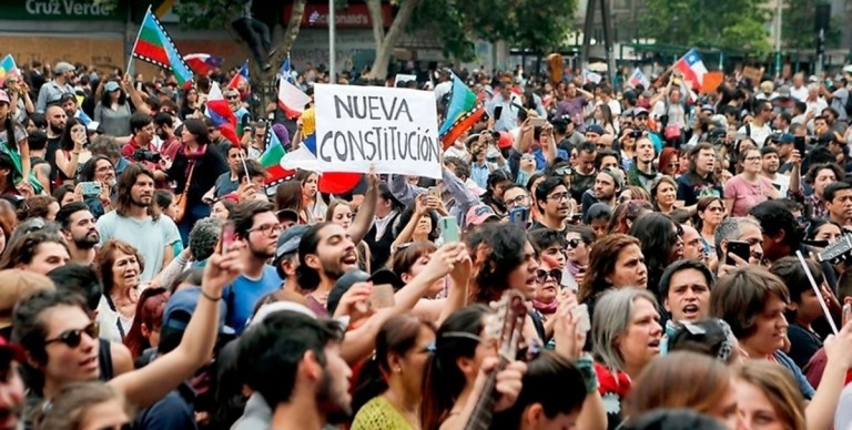 En Chile nunca derrotamos a la dictadura
